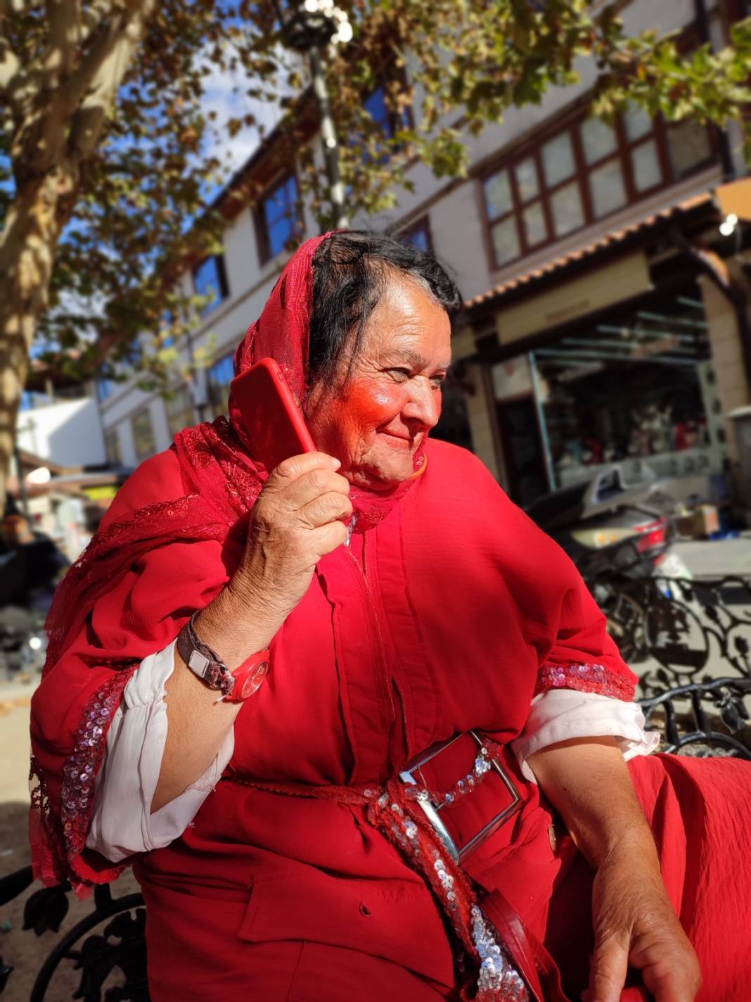 Kırmızı bir hayatın ünlü kahramanına Konya’da yüz güldüren dokunuş 2